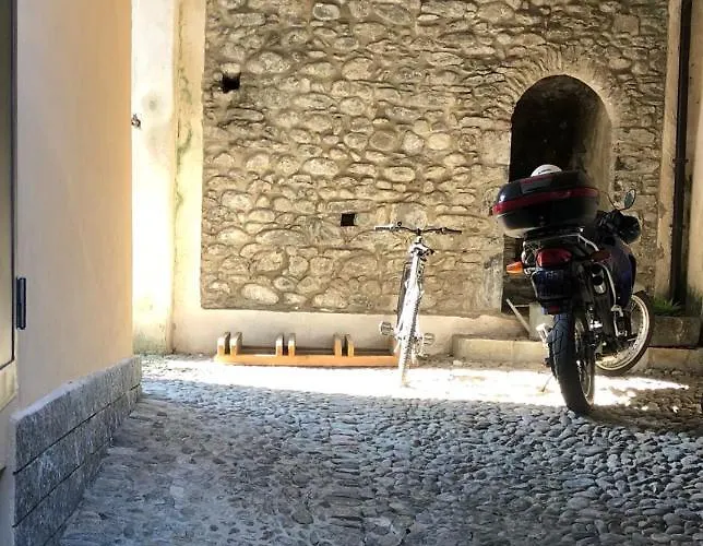 Casa * Domaso